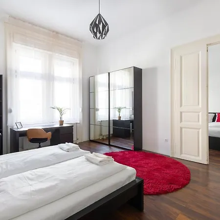 Apartment Red Dot One - New Unit In Heart Of Jewish Quarter